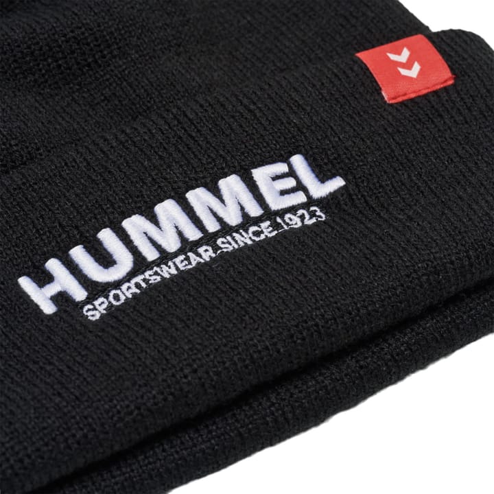 here Beanie Core Black | Buy hmlLEGACY Beanie Outnorth | hmlLEGACY Core Black
