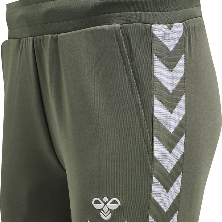 Hummel Women's hmlNelly 2.0 Tapered Pants Beetle Hummel Hummel Women's hmlNelly 2.0 Tapered Pants Beetle Hummel