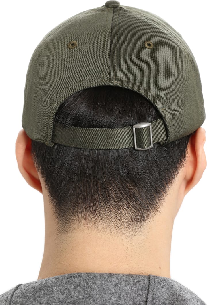 Icebreaker Unisex 6 Panel Hat Loden/Black Icebreaker Icebreaker Unisex 6 Panel Hat Loden/Black Icebreaker