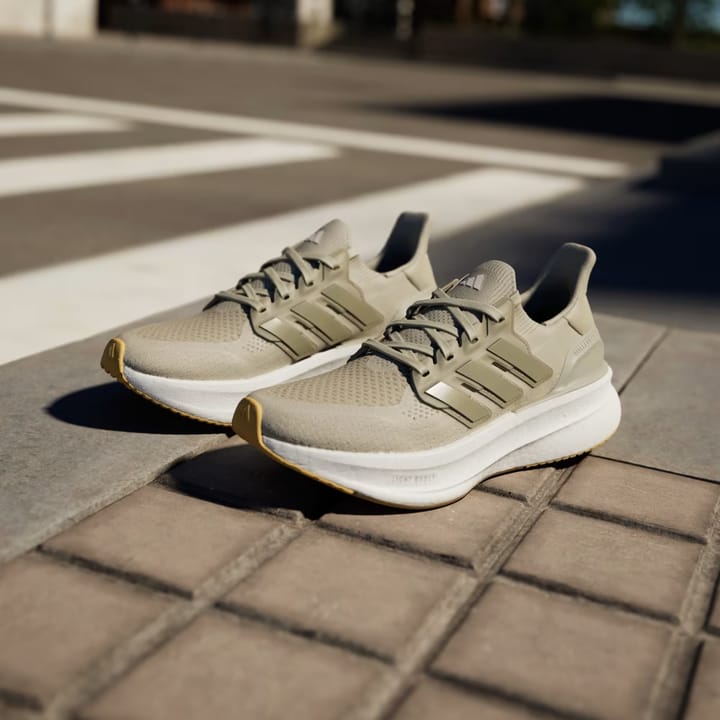 Adidas Women's Ultraboost 5 Putgre/putgre/zeromt Adidas