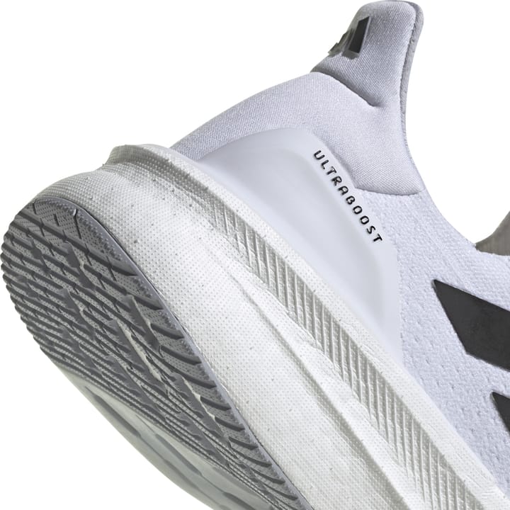 Adidas Men’s Ultraboost 5X  Cloud White / Core Black / Halo Silver Adidas