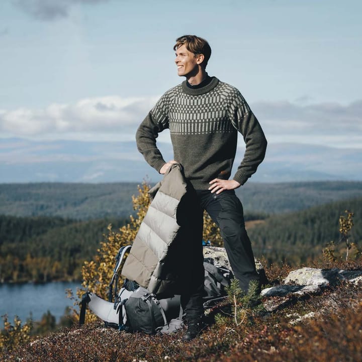 Bergans Men's Nordmarka Merino Jumper Dark Green Mud/Light Green Mud Bergans Bergans Men's Nordmarka Merino Jumper Dark Green Mud/Light Green Mud Bergans