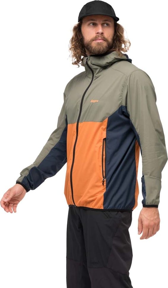 Bergans Men's Vaagaa Windbreaker Jacket  Faded Orange/Green Mud/Navy Blue Bergans