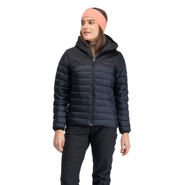 Bergans Women´s Lom Light Down Hood Jacket  Black Bergans