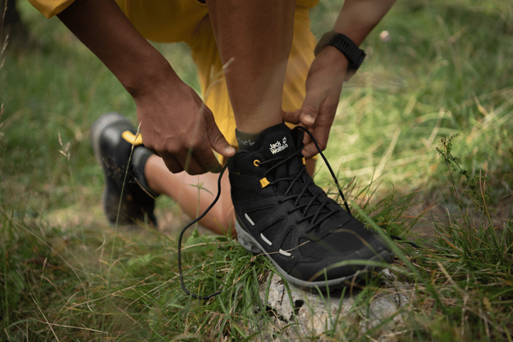 Men's Woodland 2 Texapore Mid Black / Burly Yellow Xt Jack Wolfskin