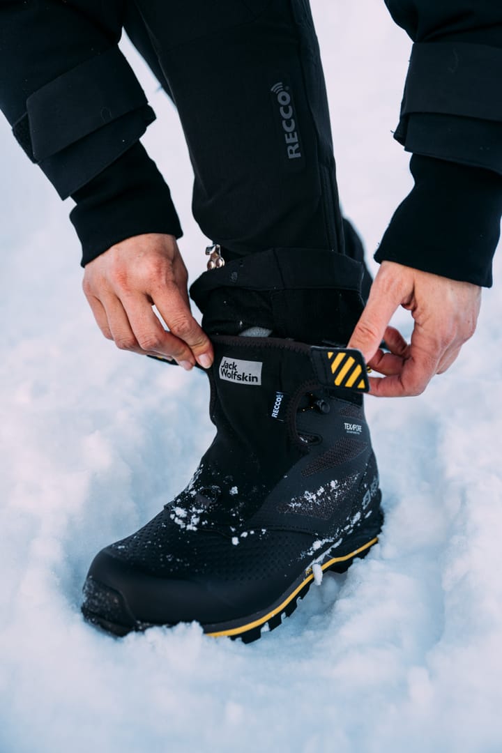 Jack Wolfskin Women's 1995 Series Texapore Mid Black / Burly Yellow XT Jack Wolfskin