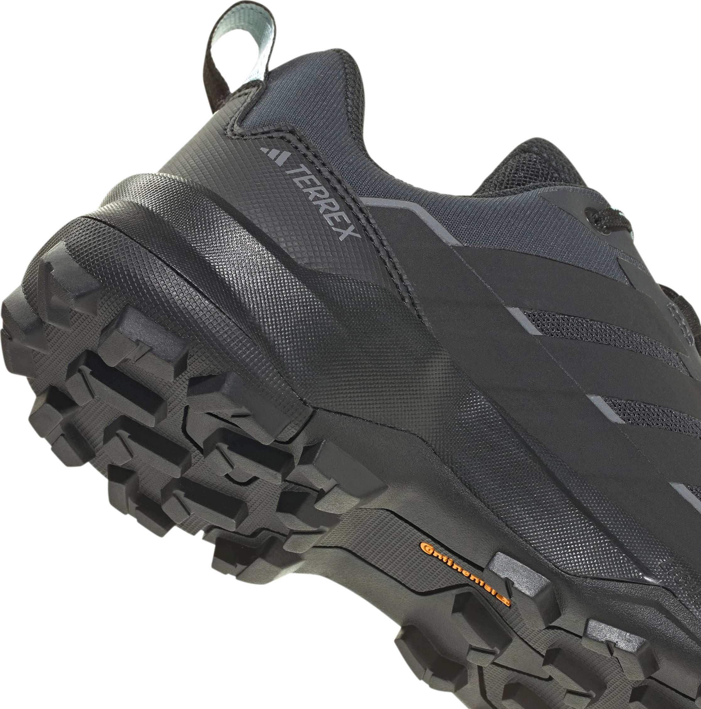 Adidas Women's Terrex Skychaser Ax5 Core black/Core black/Semi flash aqua