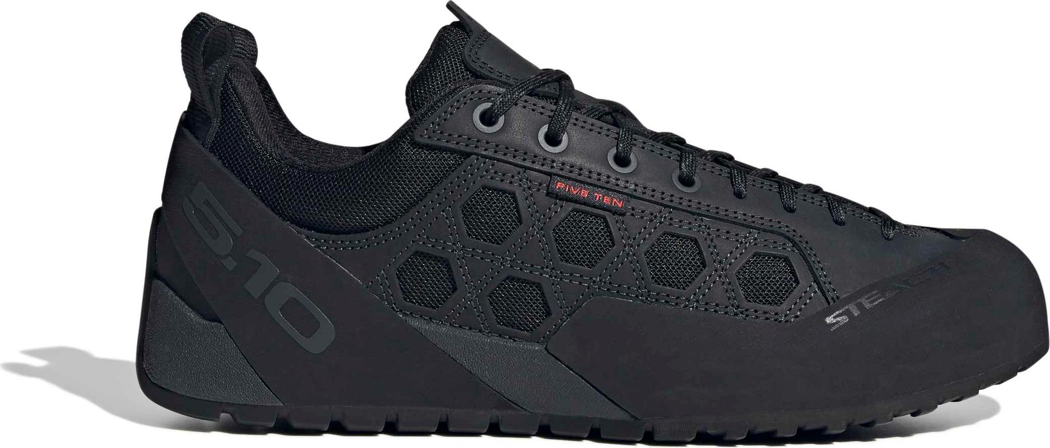 Adidas Men’s Guide Tennie Core Black/Carbon/Core Black  40