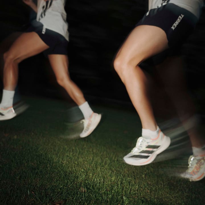 Adidas Men's Terrex Agravic Speed Ultra 2 Cloud white/Core black/Semi impact orange Adidas