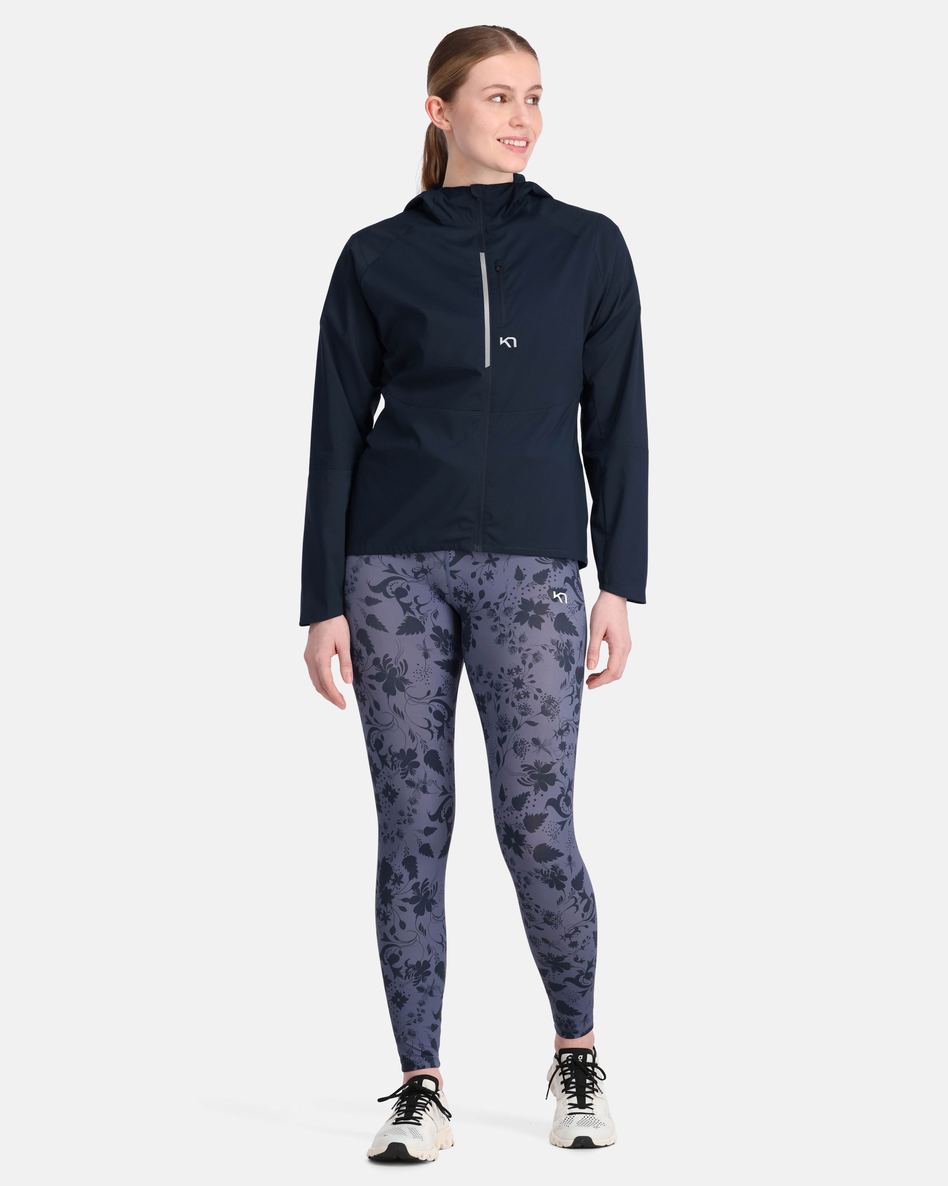 Women's Vilde Running Jacket MURK | Buy Women's Vilde Running Jacket MURK  here | Outnorth