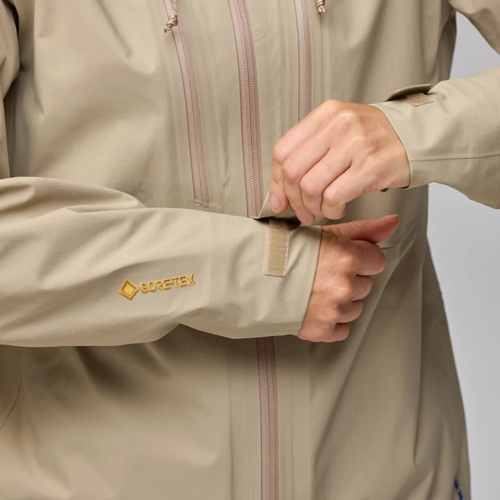 Fjällräven Women's Keb GORE-TEX Jacket Un Blue Fjällräven