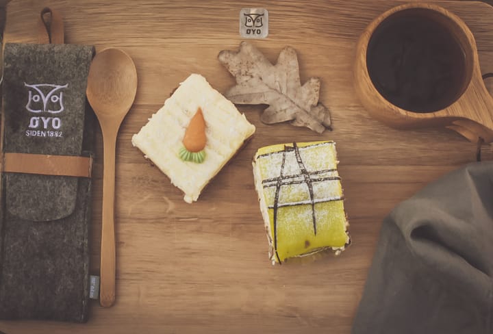 Øyo TURTAGRØ TURBESTIKK I FILTMAPPE Grey/Brown Øyo Øyo TURTAGRØ TURBESTIKK I FILTMAPPE Grey/Brown Øyo