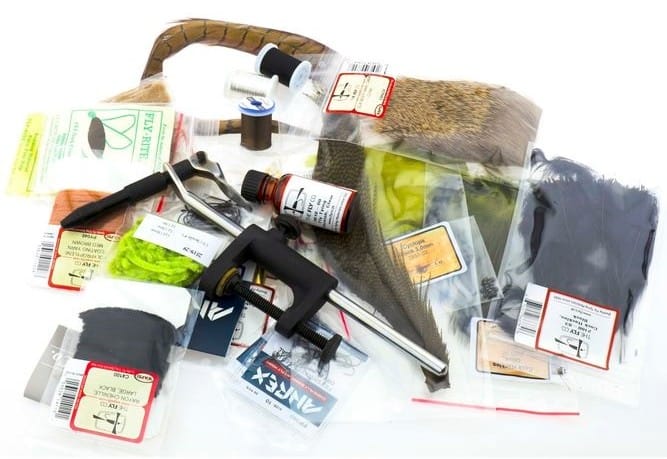 The Fly Co Fluebindersett - Starter Kit Norwegian Edition The Fly Co The Fly Co Fluebindersett - Starter Kit Norwegian Edition The Fly Co