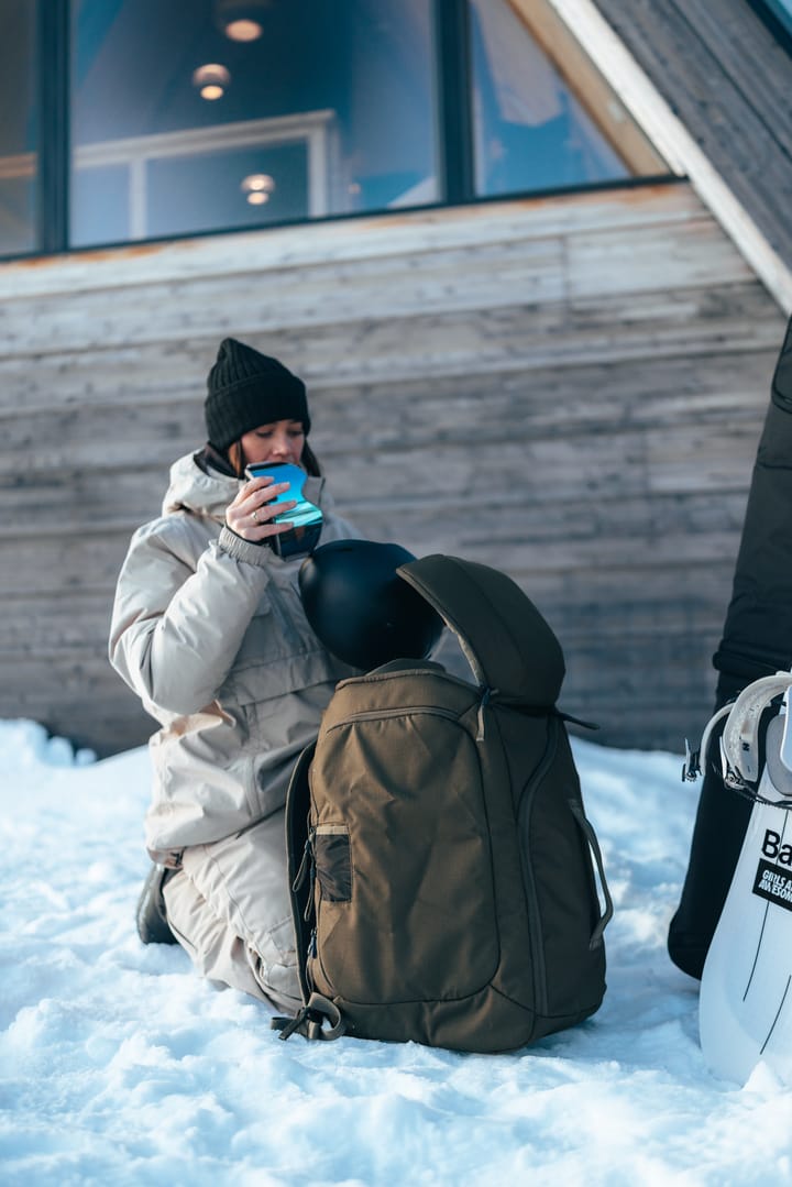 Thule Roundtrip Boot Backpack 60L Deep Khaki Thule