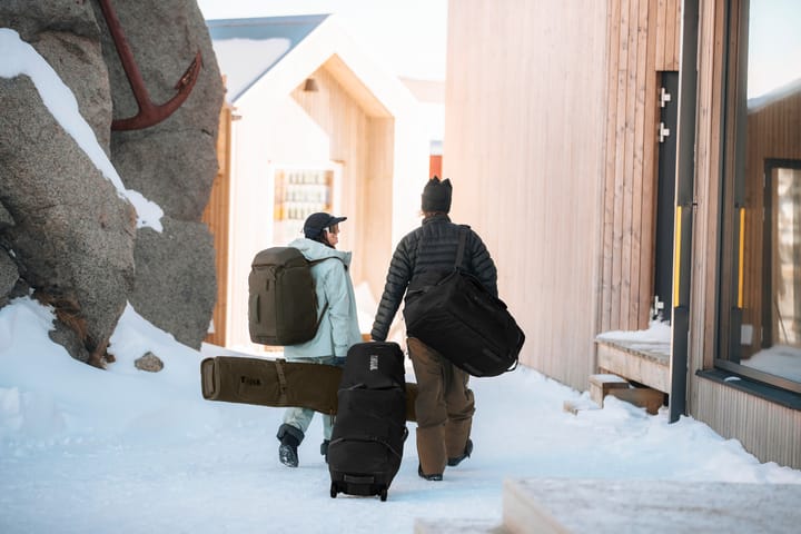 Thule Roundtrip Snow Duffel 80L Black Thule