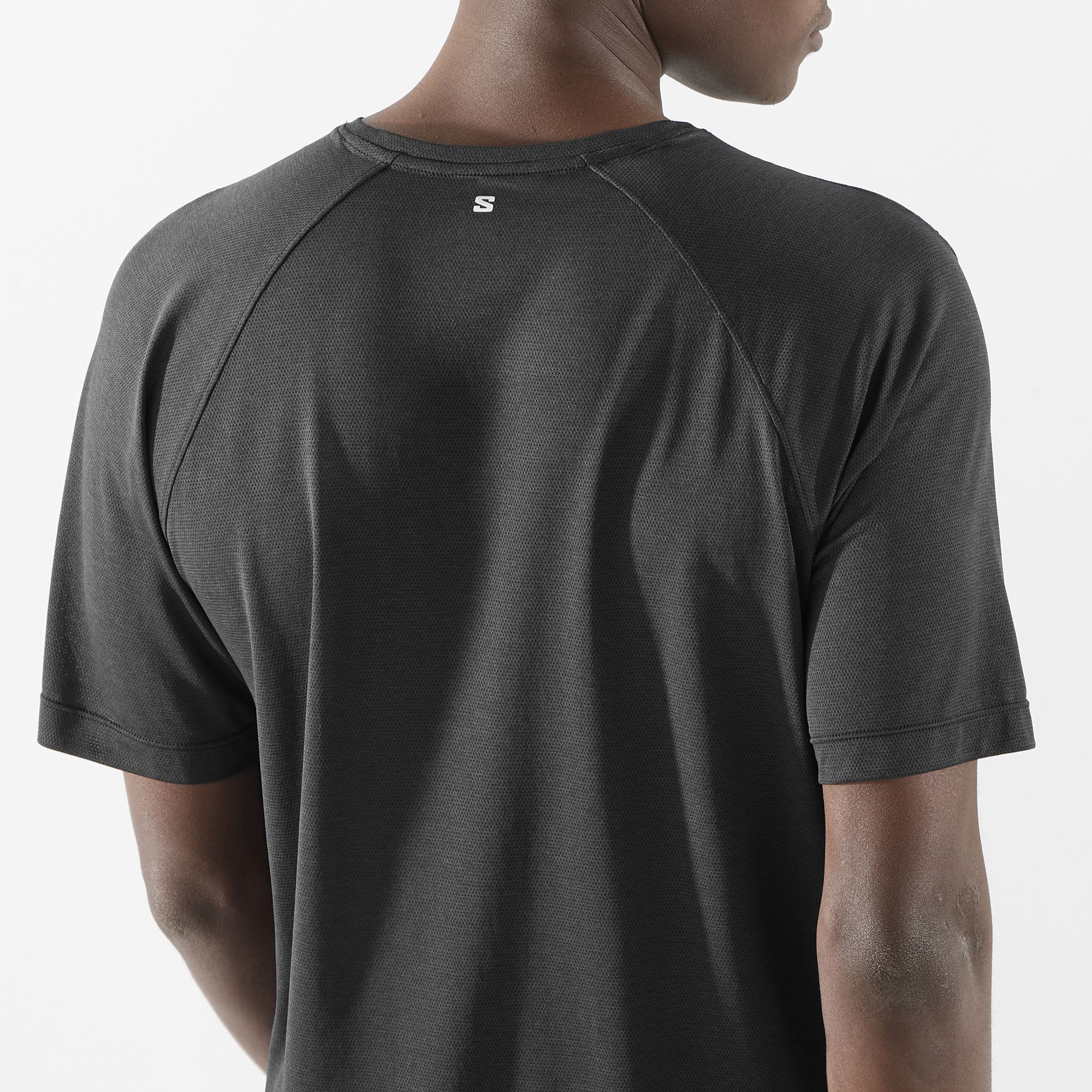 SALOMON SHKout CORE GRAPHIC　メンズTシャツ　Lサイズ サロモン SHKout CORE GRAPHIC メンズ:佐藤スポーツ（青梅市）