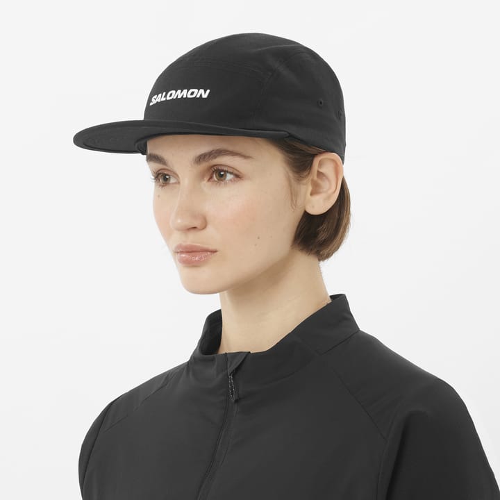 Salomon Logo 5 Panel Deep Black Salomon Salomon Logo 5 Panel Deep Black Salomon