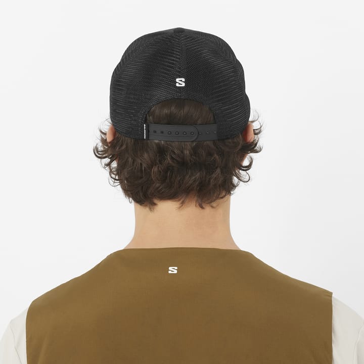 Salomon Logo Trucker Cap Deep Black Salomon Salomon Logo Trucker Cap Deep Black Salomon