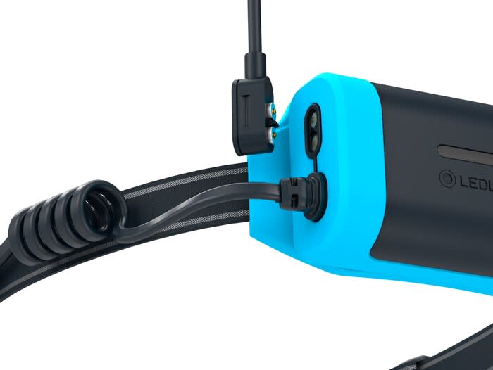Led Lenser Neo9R Black/Blue Led Lenser