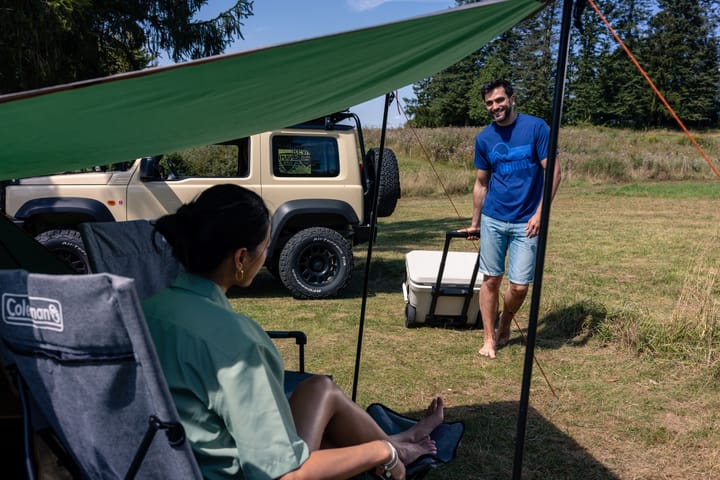 Coleman Cooler Coleman Pro 55qt Wheeled White Coleman