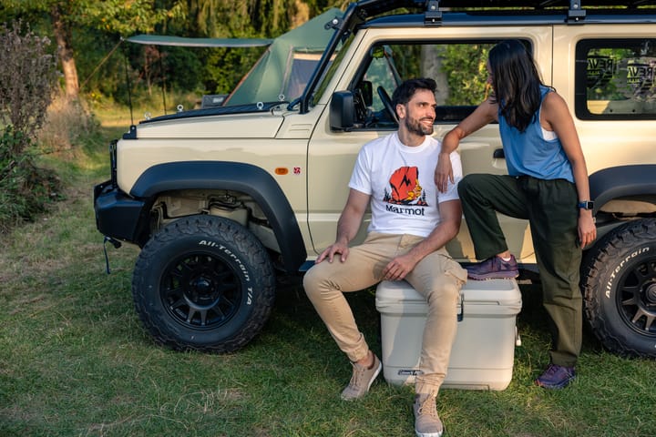 Coleman Cooler Coleman Pro 55qt Wheeled White Coleman