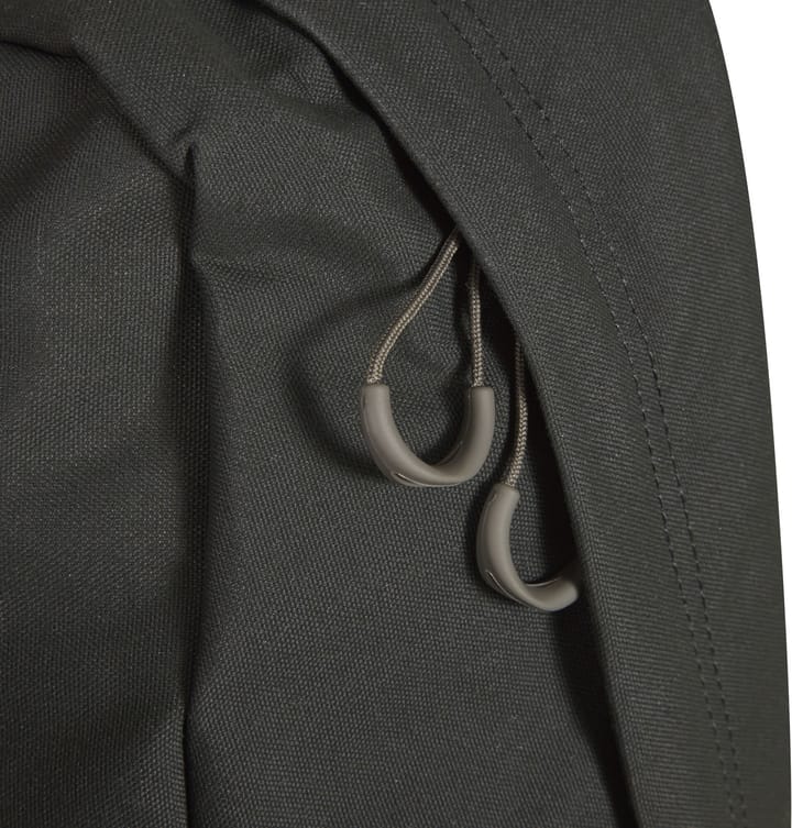 Lundhags Core Saruk Multi Pockets 5+5 L Charcoal Lundhags