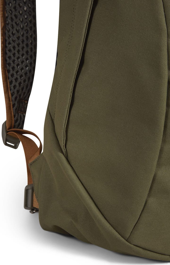 Lundhags Core Saruk Zip 10 L Forest Green Lundhags