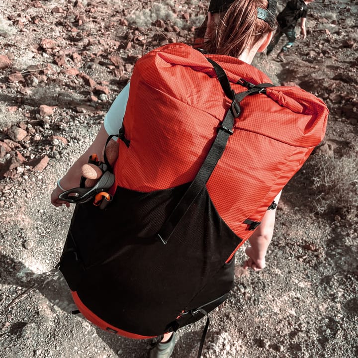 Lundhags Padje Light 60 L Regular Short Lively Red Lundhags Lundhags Padje Light 60 L Regular Short Lively Red Lundhags