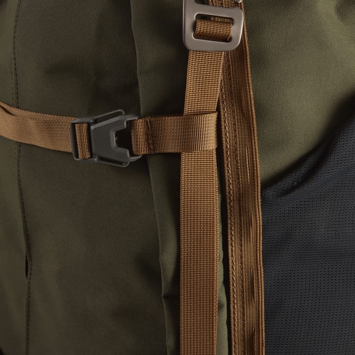 Lundhags Saruk Pro 75 L Regular Long Forest Green Lundhags