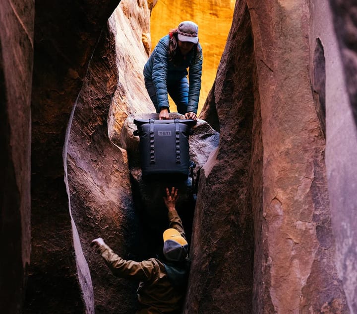 Yeti Hopper M20 Backpack Soft Cooler Fog Grey/Blue Yeti