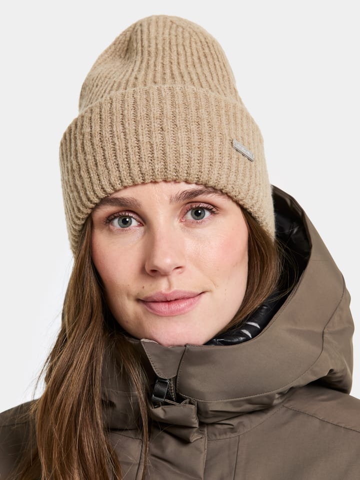Didriksons Malia Beanie Beach Beige Didriksons Didriksons Malia Beanie Beach Beige Didriksons