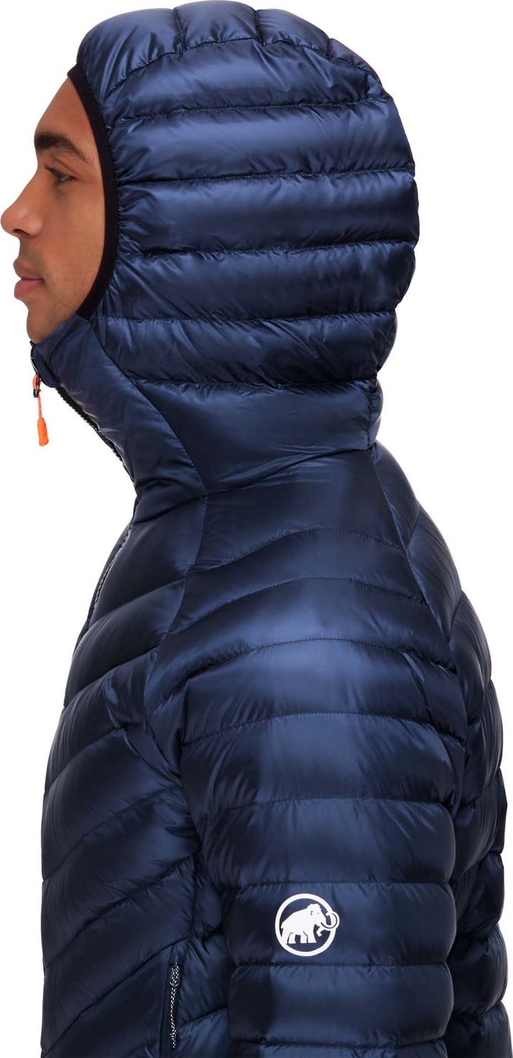 Mammut Men's Broad Peak IN Hooded Jacket Marine-Black Mammut Mammut Men's Broad Peak IN Hooded Jacket Marine-Black Mammut