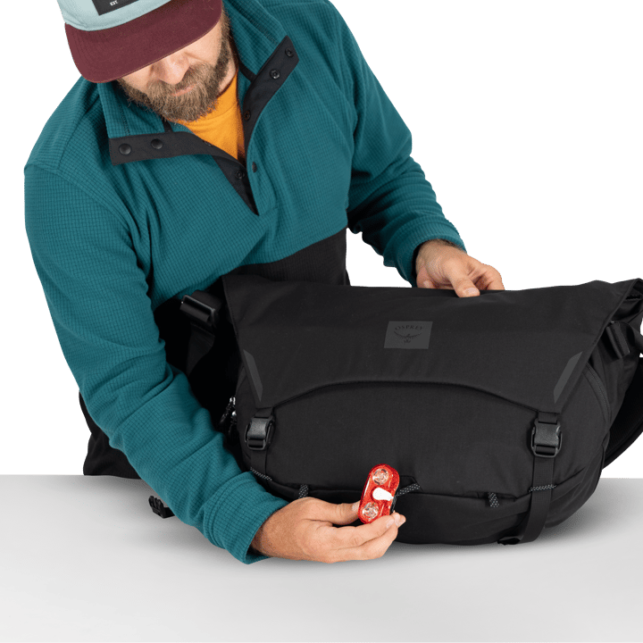 Osprey Metron 18 Messenger Black/Anchor Blue Osprey