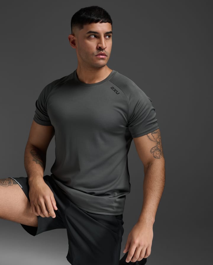 2XU Men's Aero Tee Jupiter/Black Reflective 2XU 2XU Men's Aero Tee Jupiter/Black Reflective 2XU