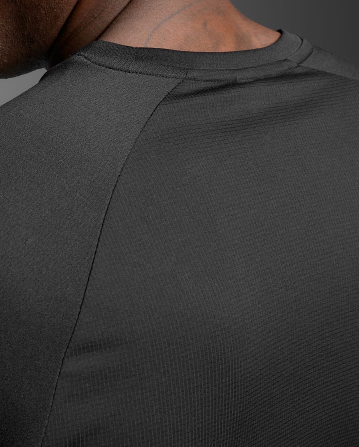2XU Men'S Aero Mesh Long Sleeve Black/silver Reflective 2XU 2XU Men'S Aero Mesh Long Sleeve Black/silver Reflective 2XU