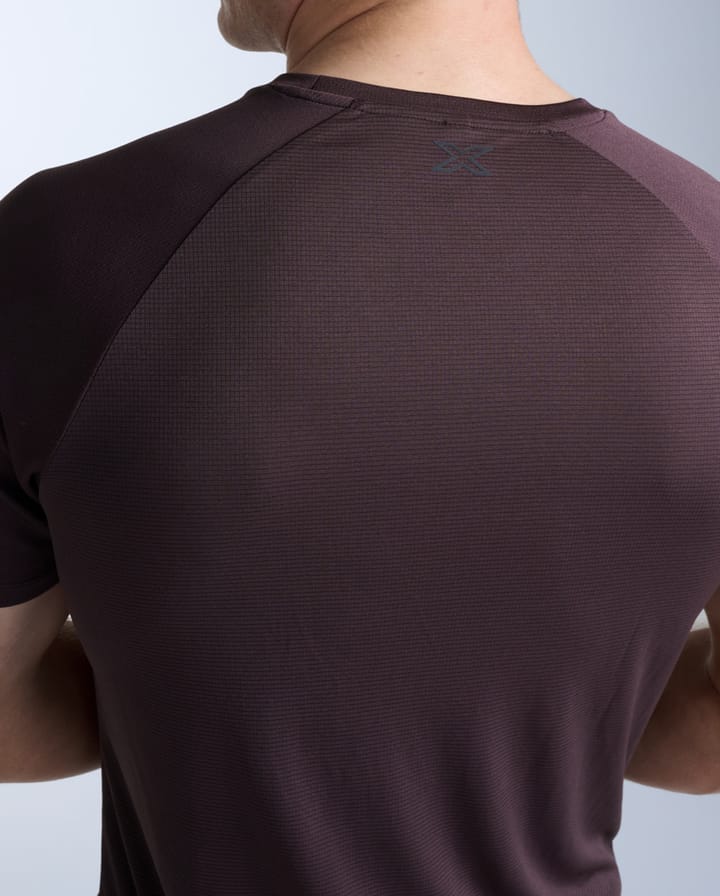 2XU Men'S Aero Mesh Tee Bark/black Reflective 2XU
