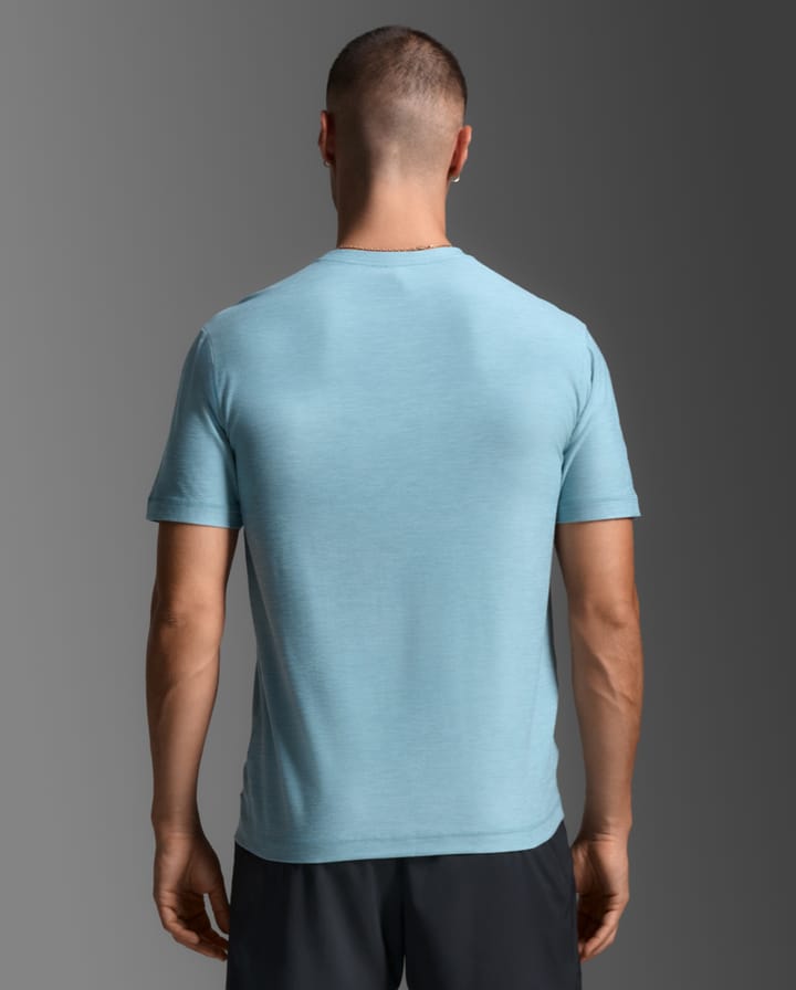 2XU Men'S Signature Soft Jersey Tee Chambray/chambray 2XU 2XU Men'S Signature Soft Jersey Tee Chambray/chambray 2XU