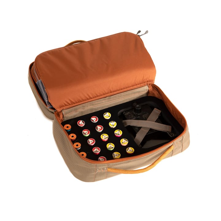 Fishpond Fishpond Tailwater Fly Tying Kit Fluebindebag Med God Plass Fishpond Fishpond Fishpond Tailwater Fly Tying Kit Fluebindebag Med God Plass Fishpond