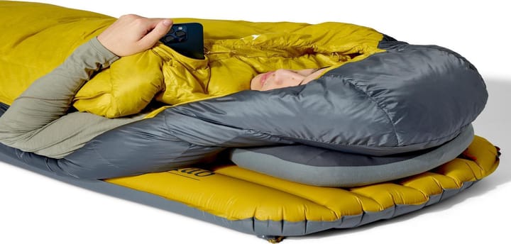 Rab Men's Neutrino -12c Graphene/dark Pollen Rab