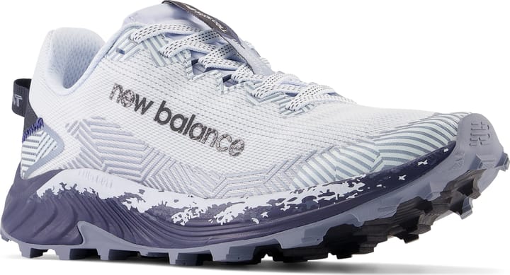 New Balance Women's FuelCell Summit Unknown v4 Blue New Balance New Balance Women's FuelCell Summit Unknown v4 Blue New Balance