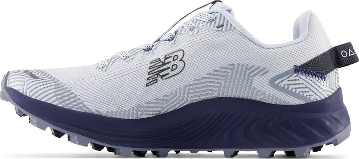 New Balance Women's FuelCell Summit Unknown v4 Blue New Balance
