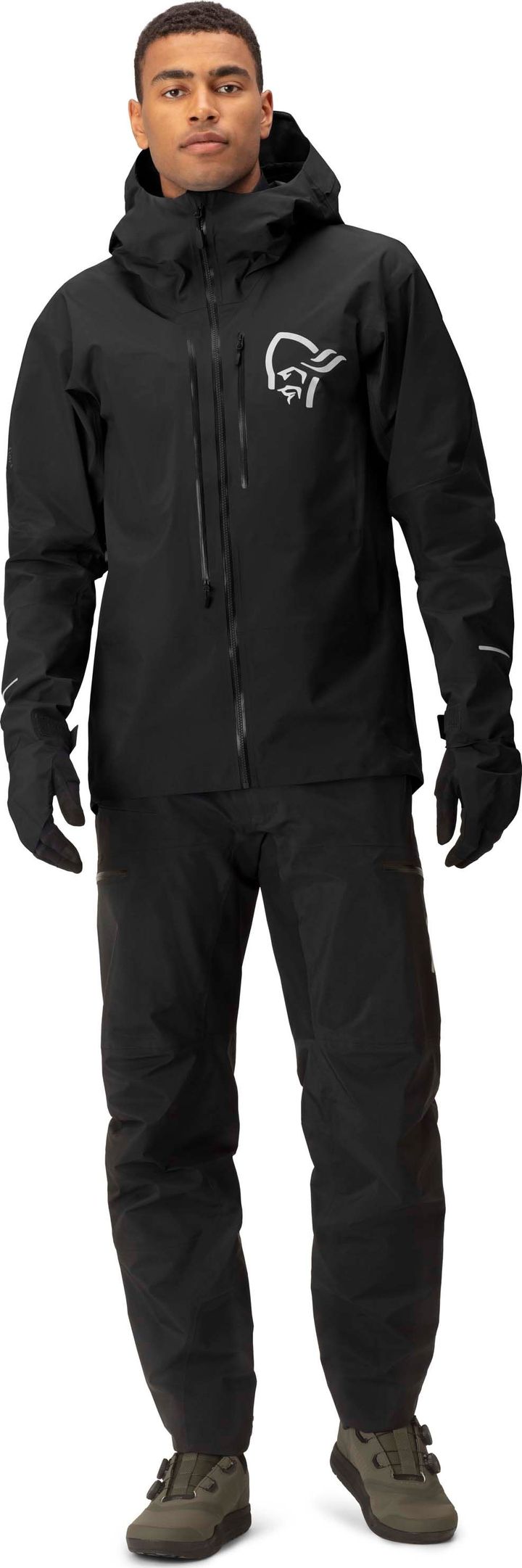 Men's Fjørå Gore-Tex Pro Jacket Caviar Norrøna