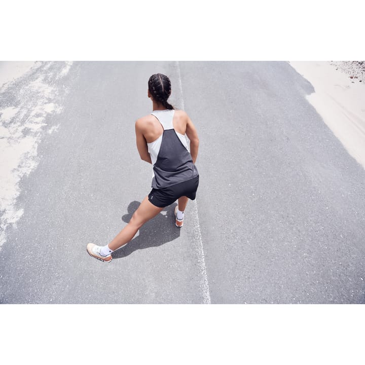 On Women's Running Shorts Black On