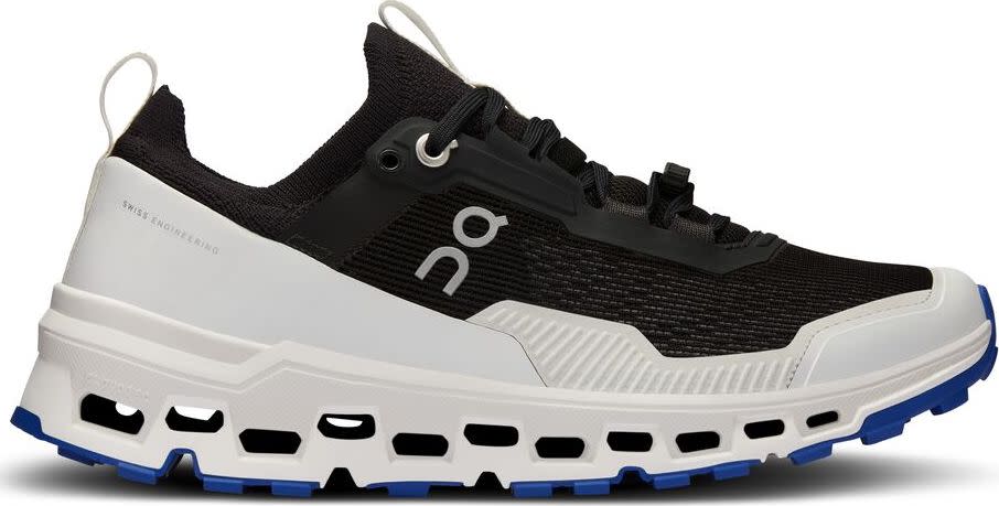 On Women's Cloudultra 2 Black - White Träningsskor 36.5