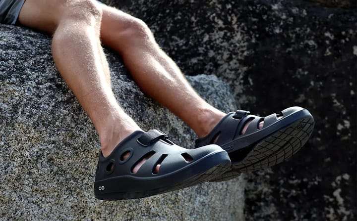 OOFOS Unisex Oocandoo Black OOFOS
