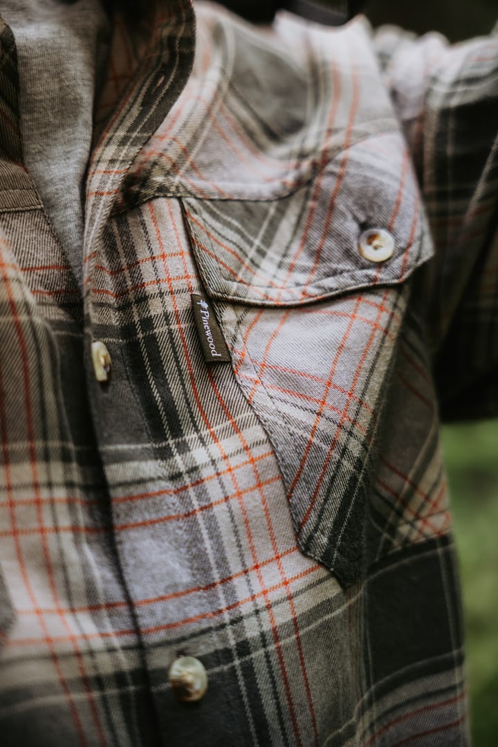 Pinewood Men's Finnveden Forest Flannel Shirt Olive/Dark Green Pinewood