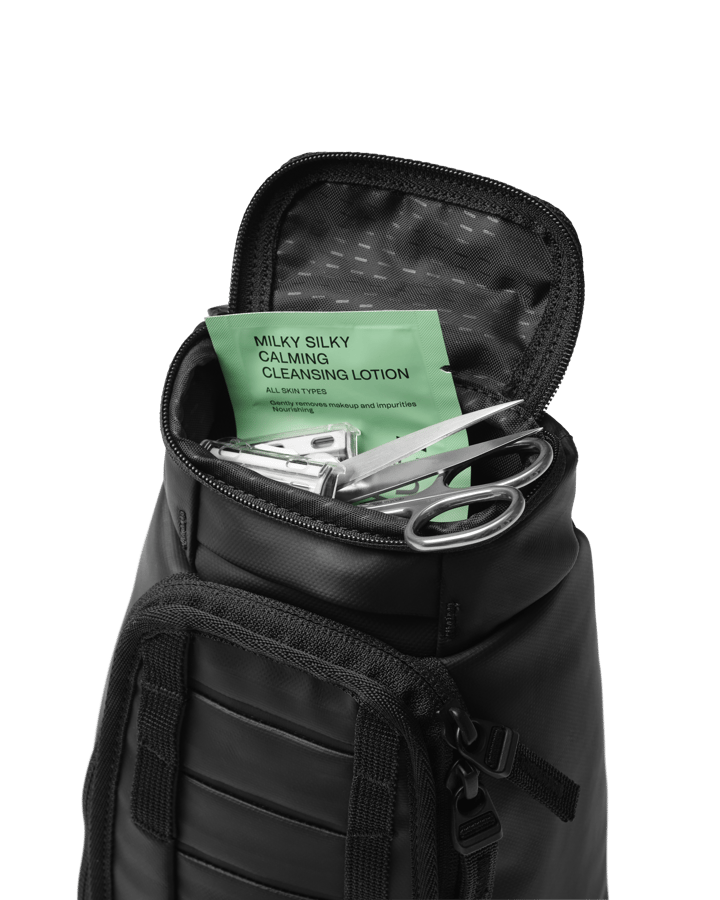 Db Hugger Washbag Blue Hour Db