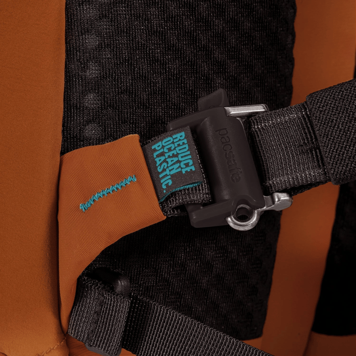 Pacsafe Pacsafe Eco 18L Backpack Canyon Pacsafe Pacsafe Pacsafe Eco 18L Backpack Canyon Pacsafe