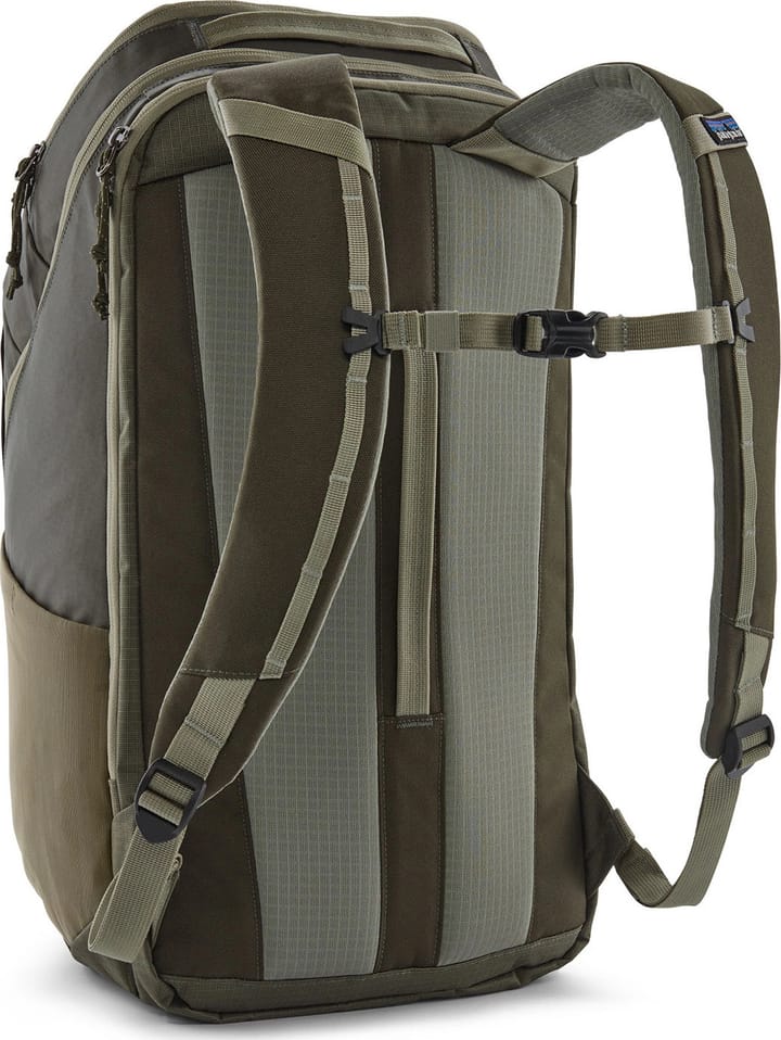 Patagonia Black Hole Pack 32L Basin Green Patagonia