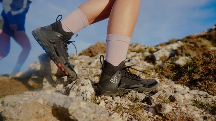 Vivobarefoot Women's Magna Lite WR SG Obsidian Vivobarefoot